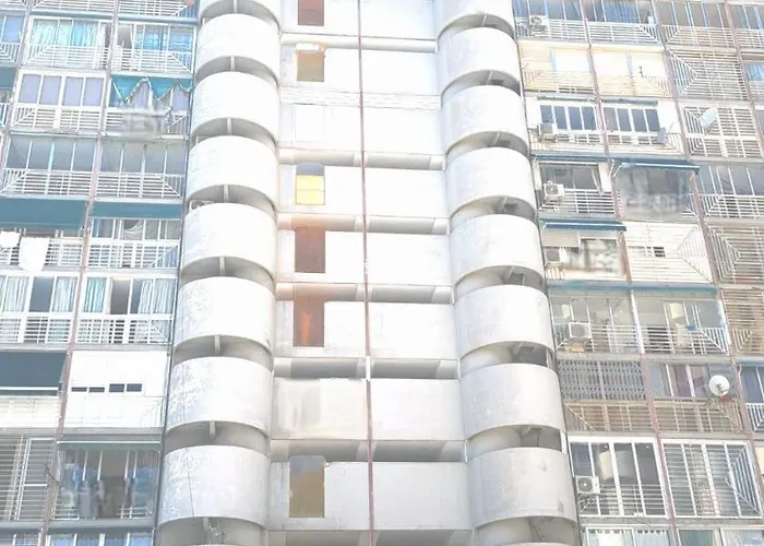 Comfortable With Sea View بينايدورم